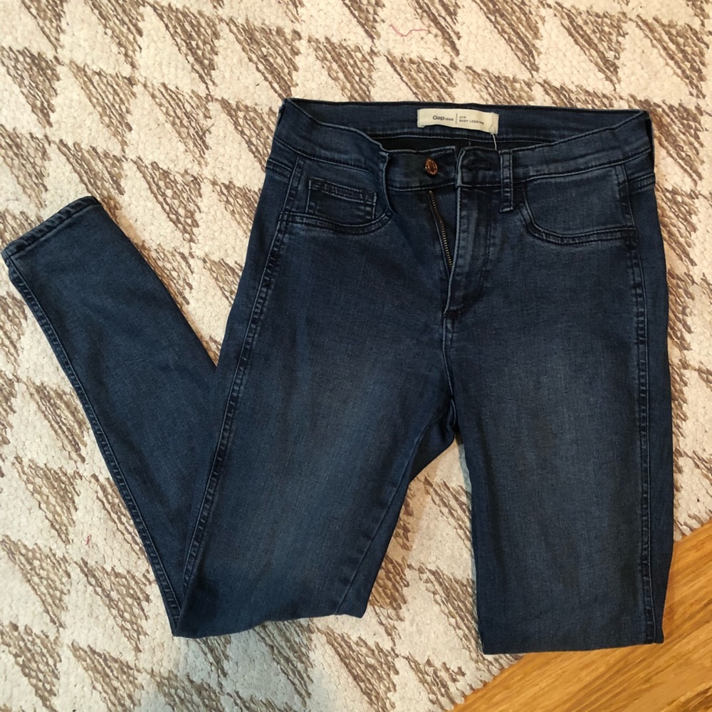 The comfiest GAP jeggings on this earth